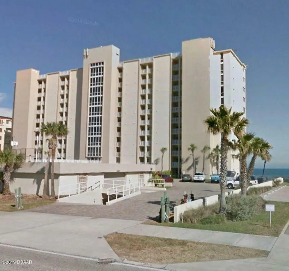 Direct Oceanfront No-Drive Beach Condo Daytona Beach Apartment